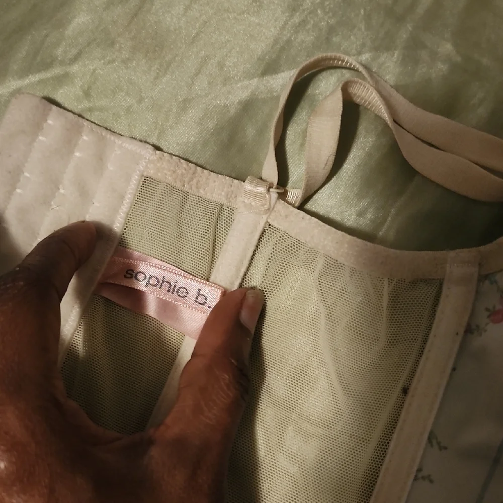 Rare - In Love - Picture 2 of 3